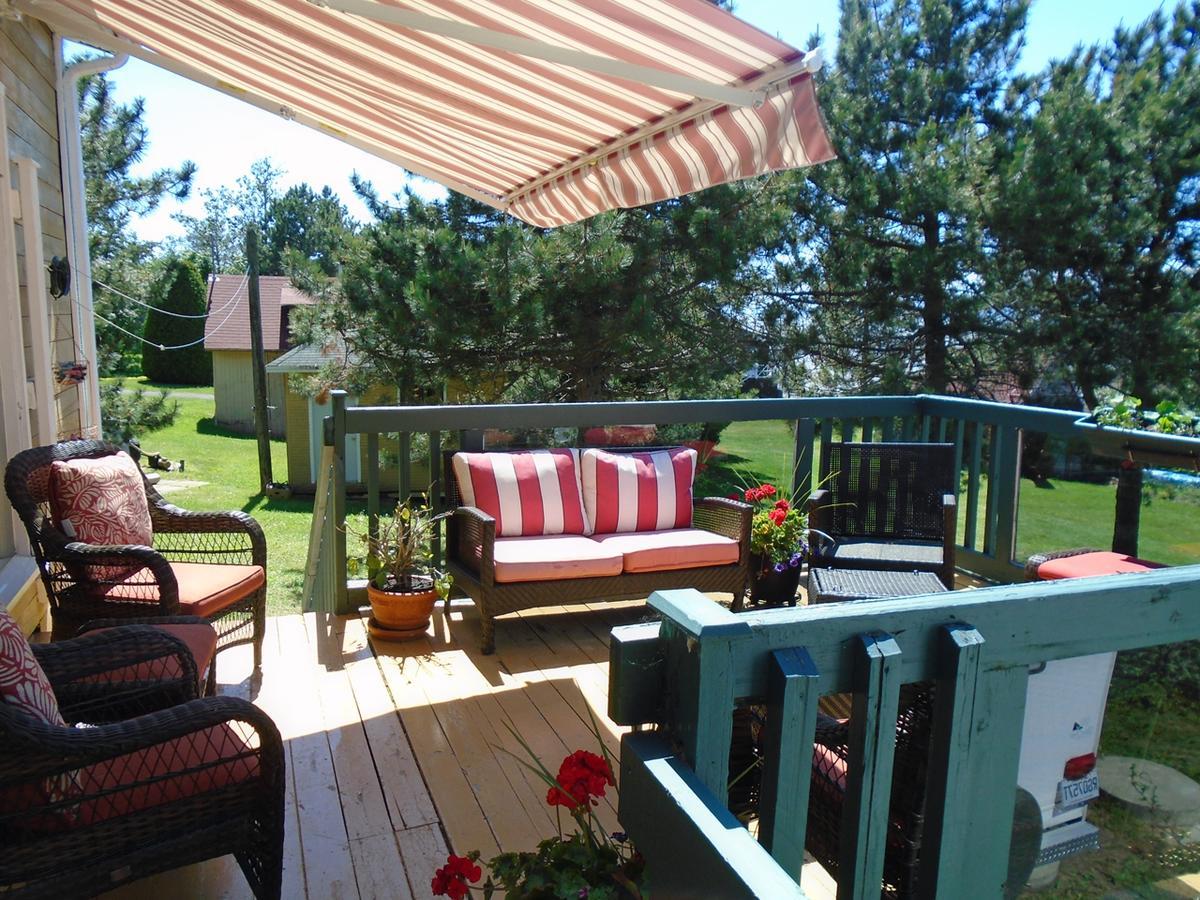 Gite La Halte Du Verger Bed And Breakfast รีวีแยร์-ดู-ลู ภายนอก รูปภาพ